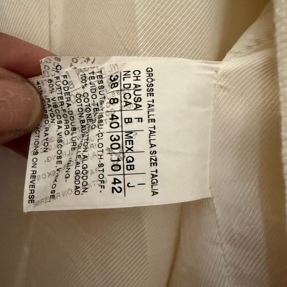 MaxMara Ivory Textured Garment - Picture 5 of 12